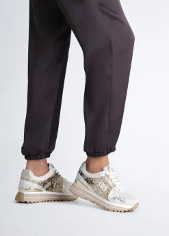 Sneakers con stampa pitone