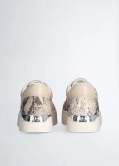 Sneakers con stampa pitone