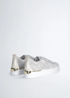 Sneakers con trama traforata