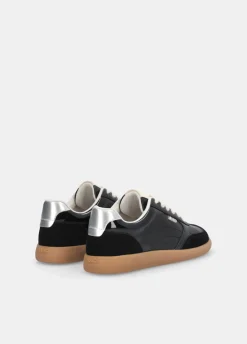 Sneakers in pelle