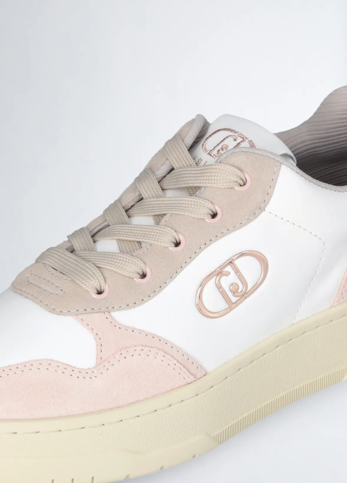 Sneakers in suede e pelle