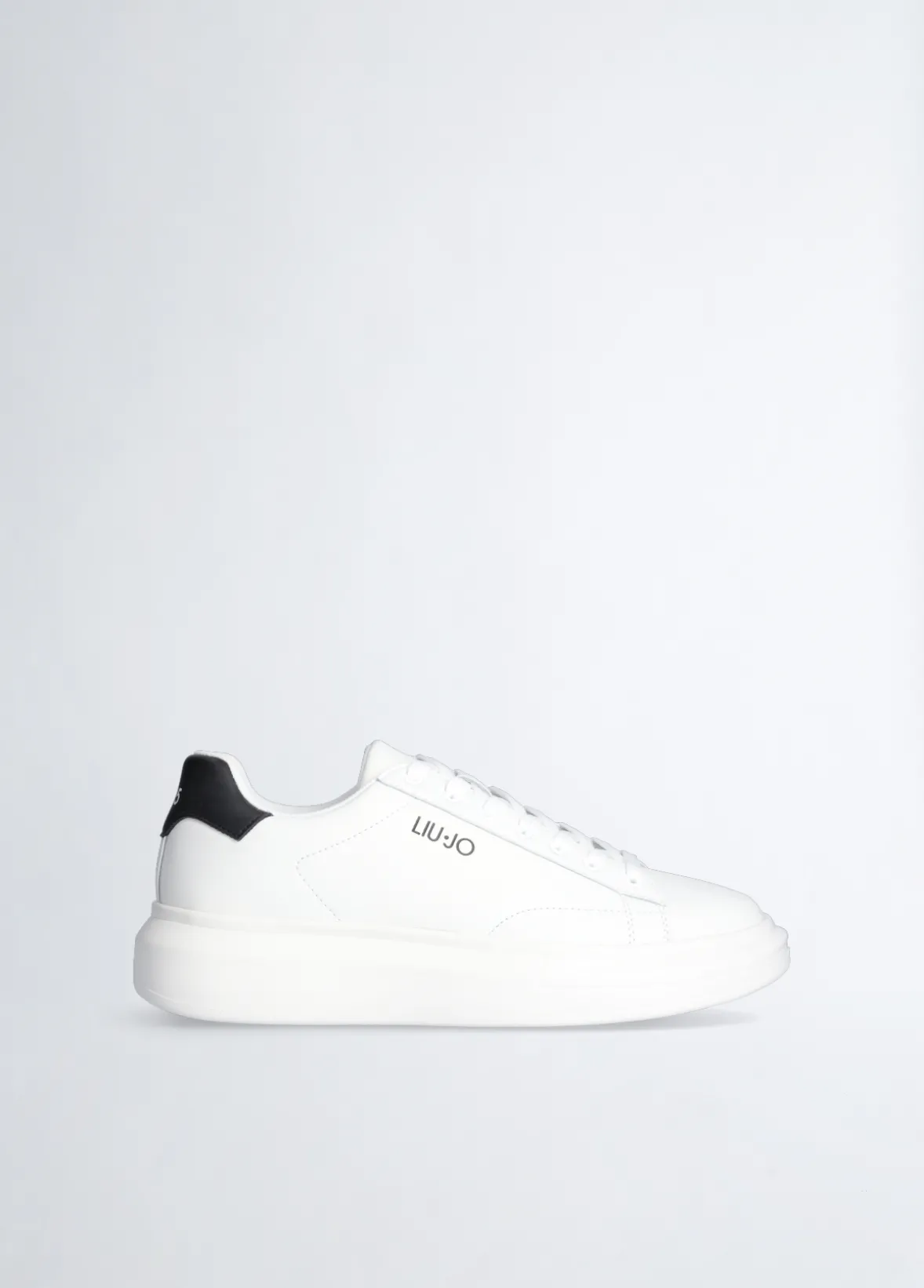 Sneakers platform