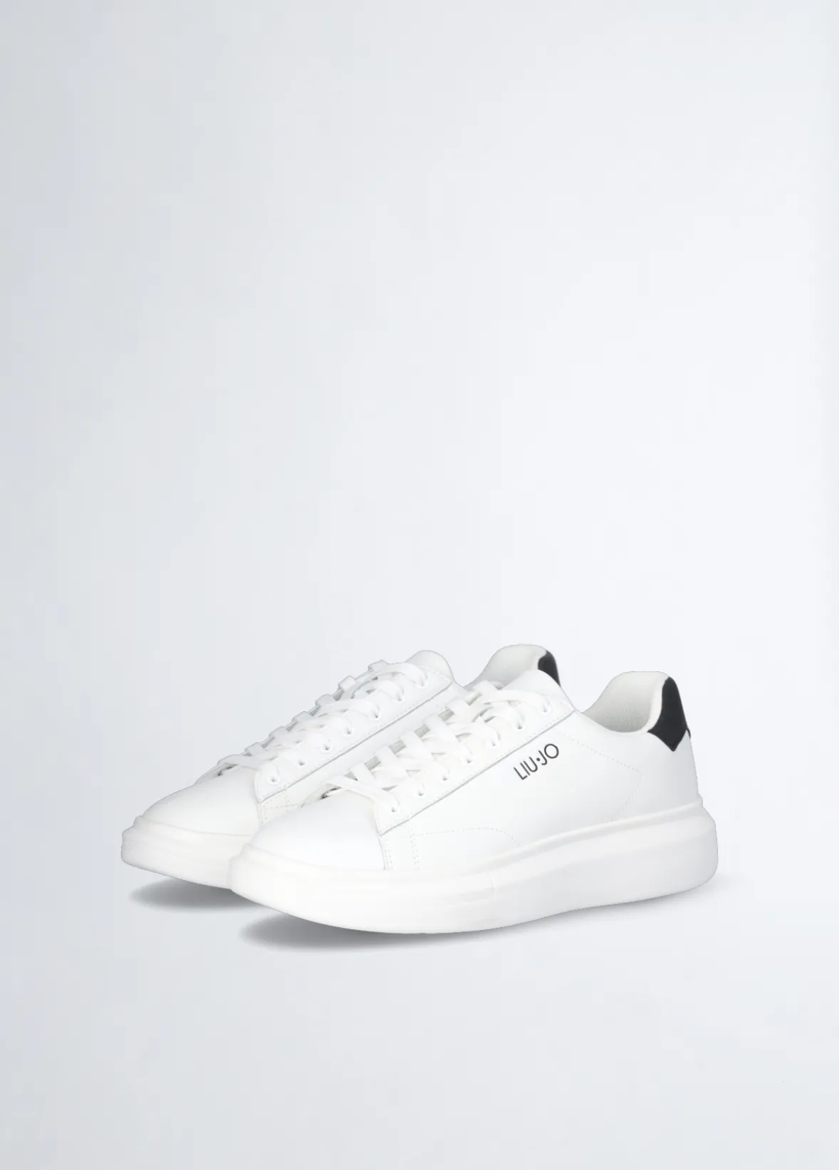Sneakers platform