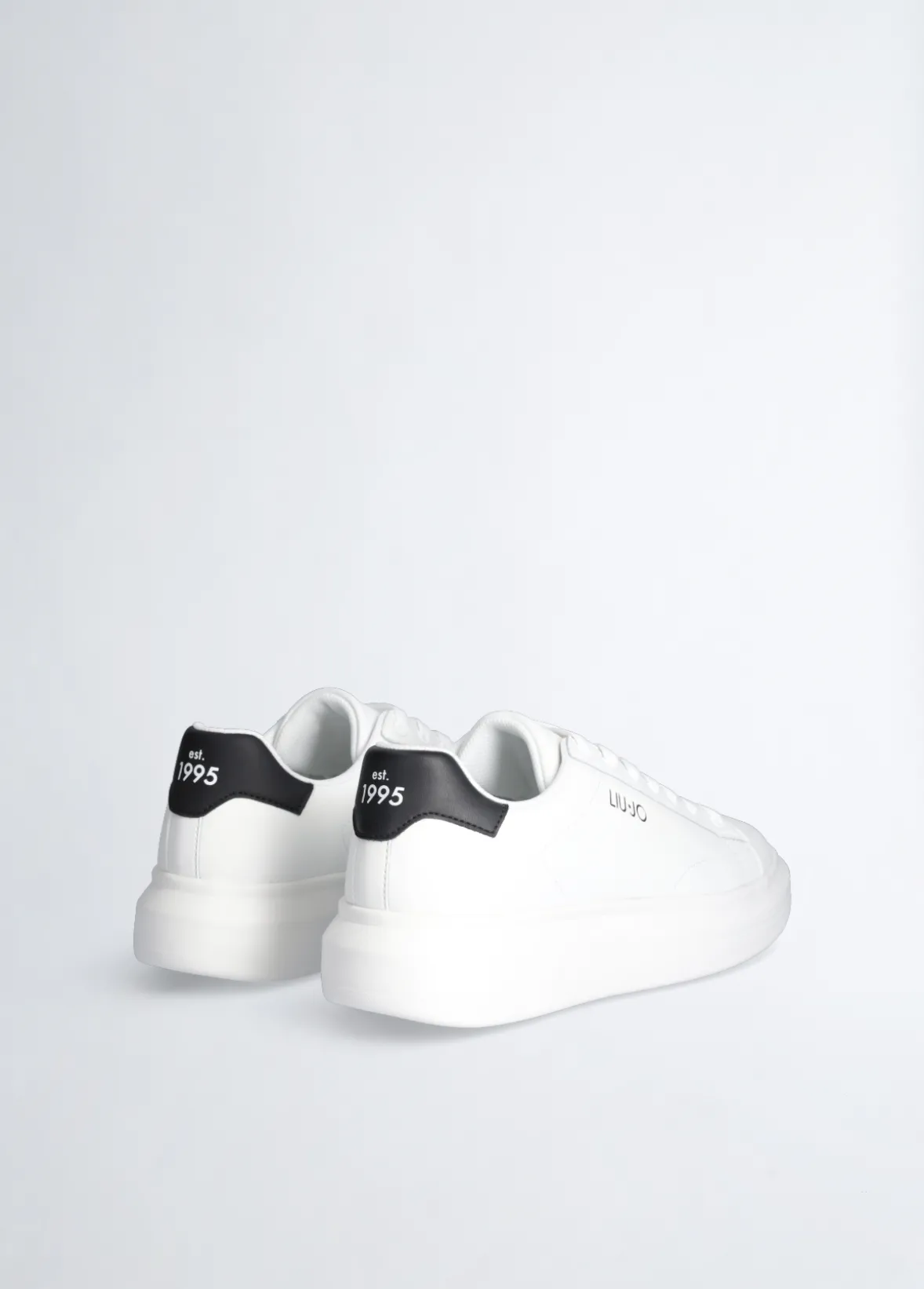 Sneakers platform