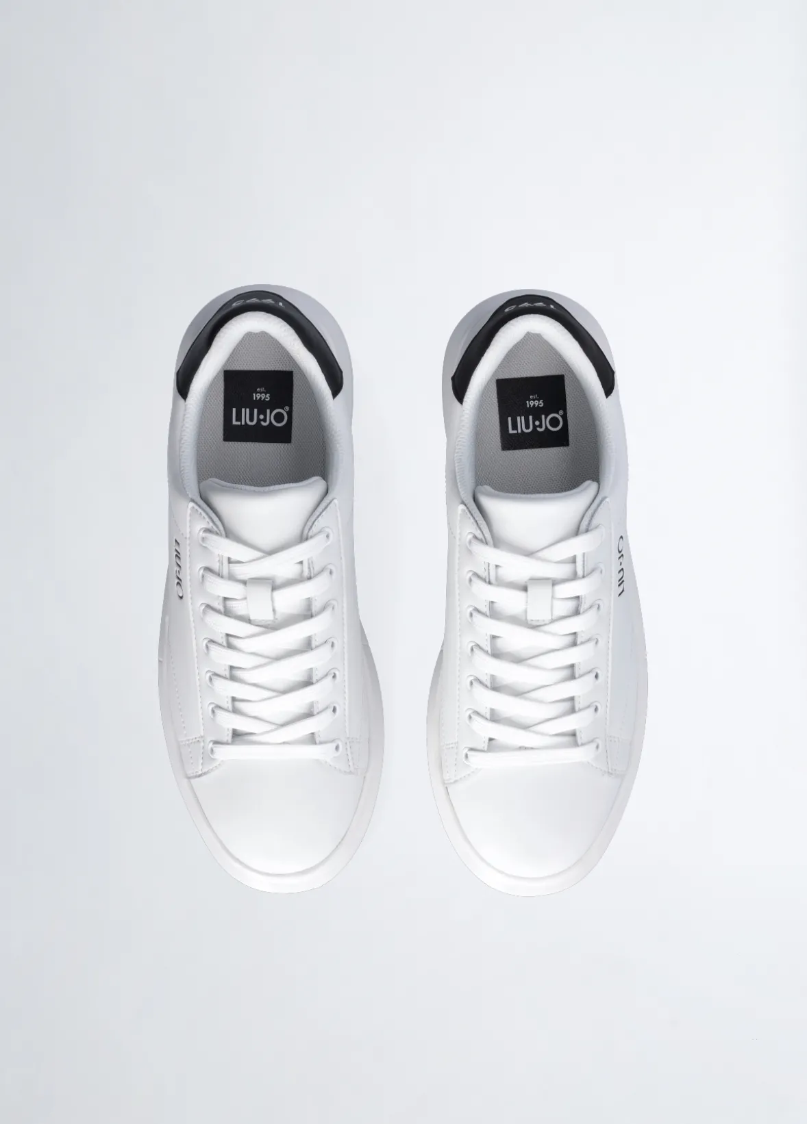 Sneakers platform