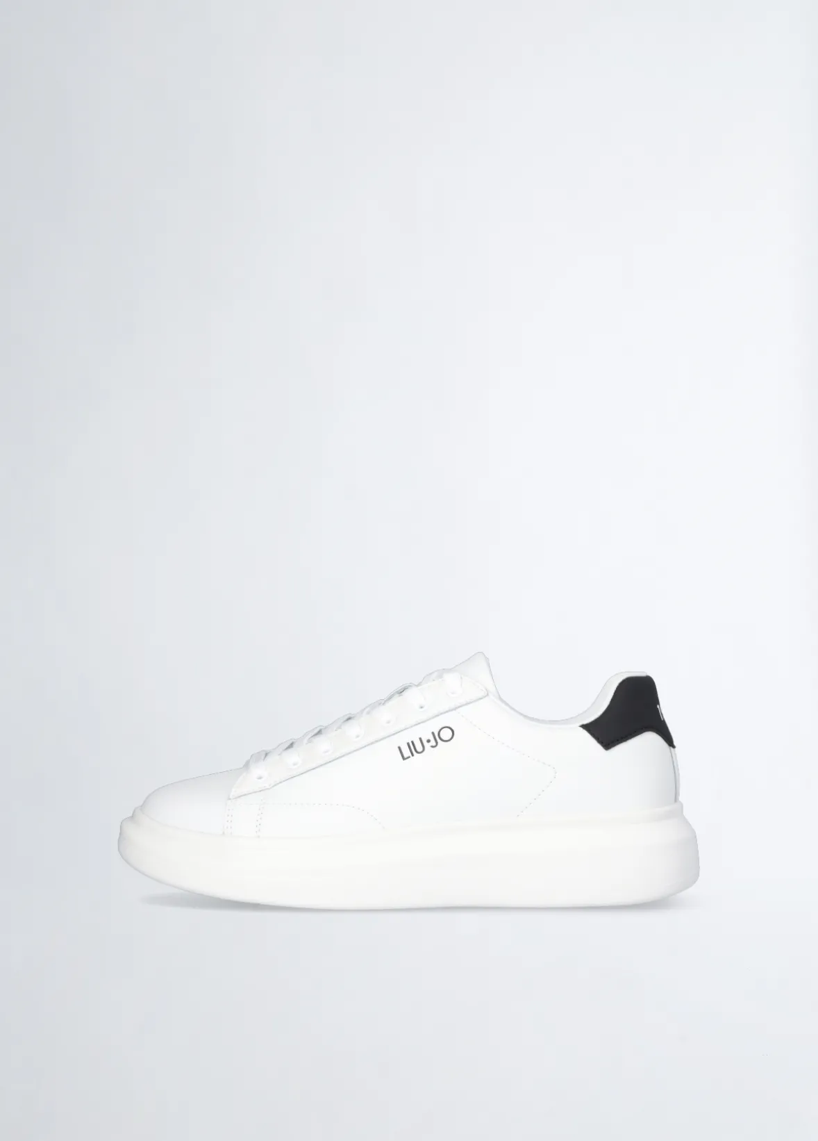 Sneakers platform