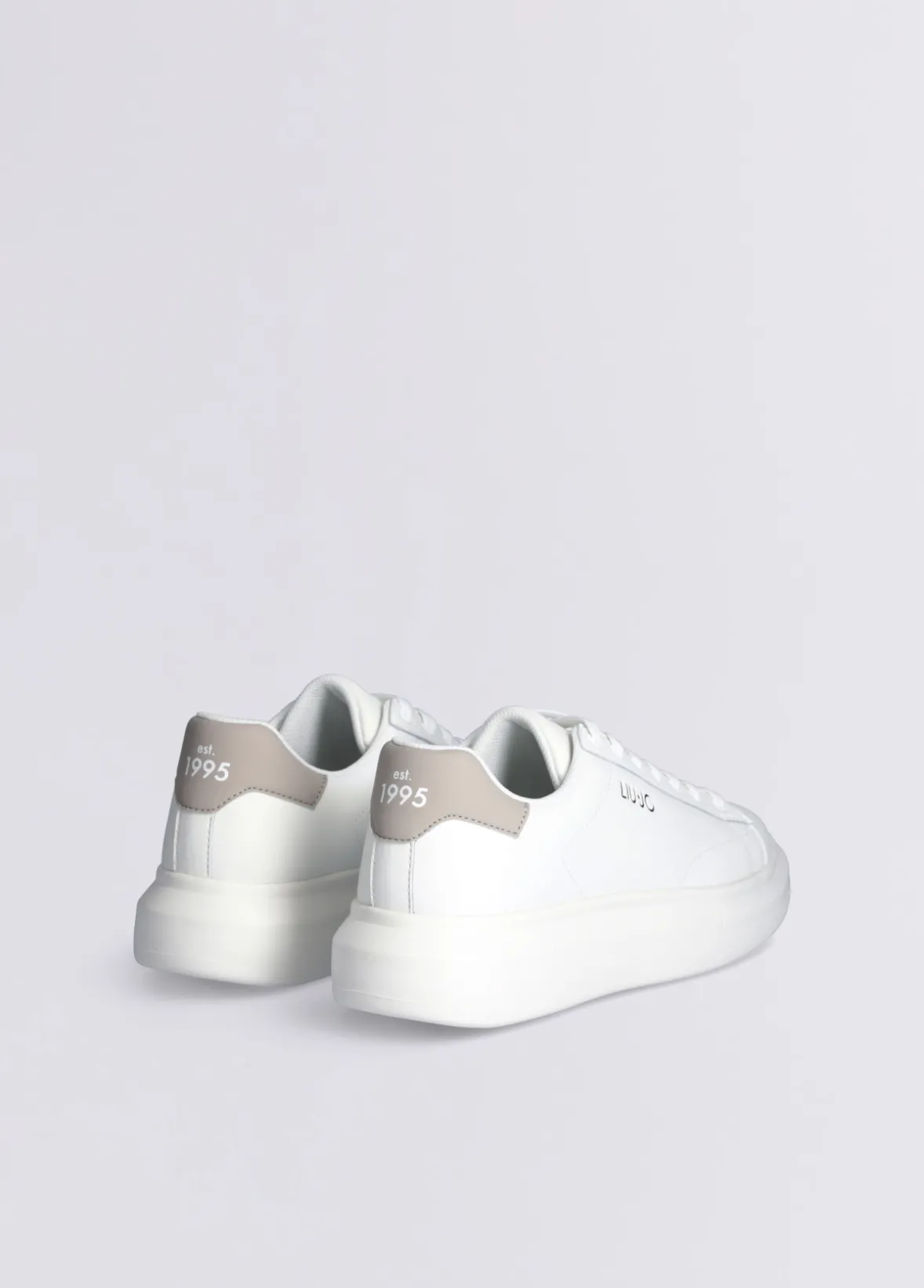 Sneakers platform