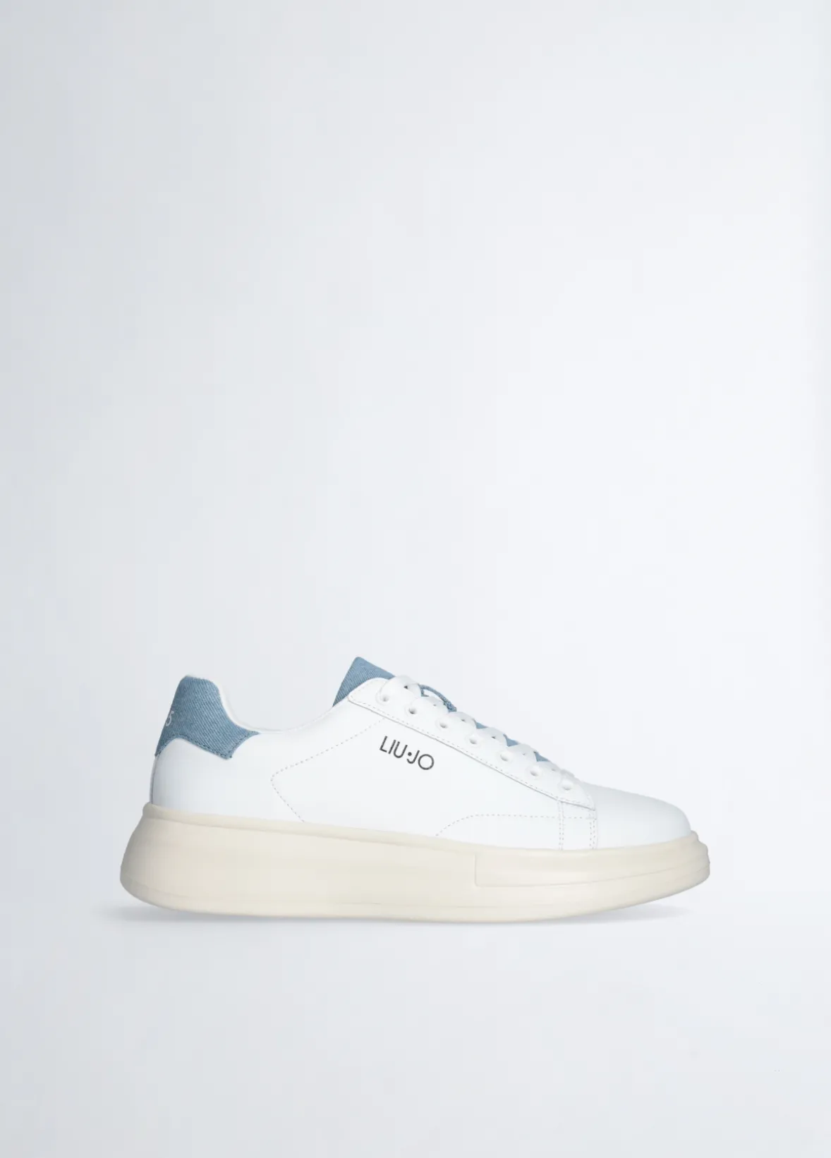 Sneakers platform