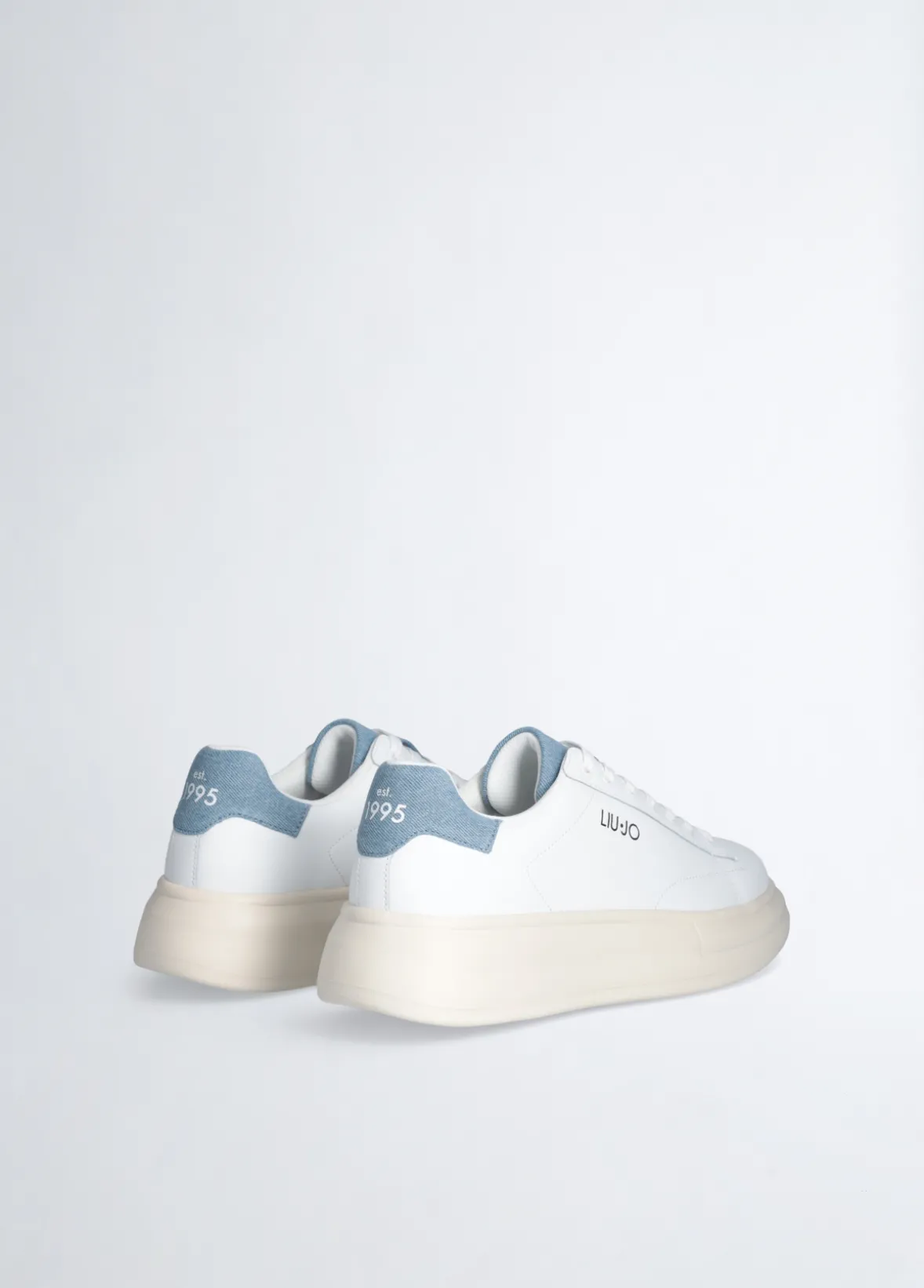 Sneakers platform