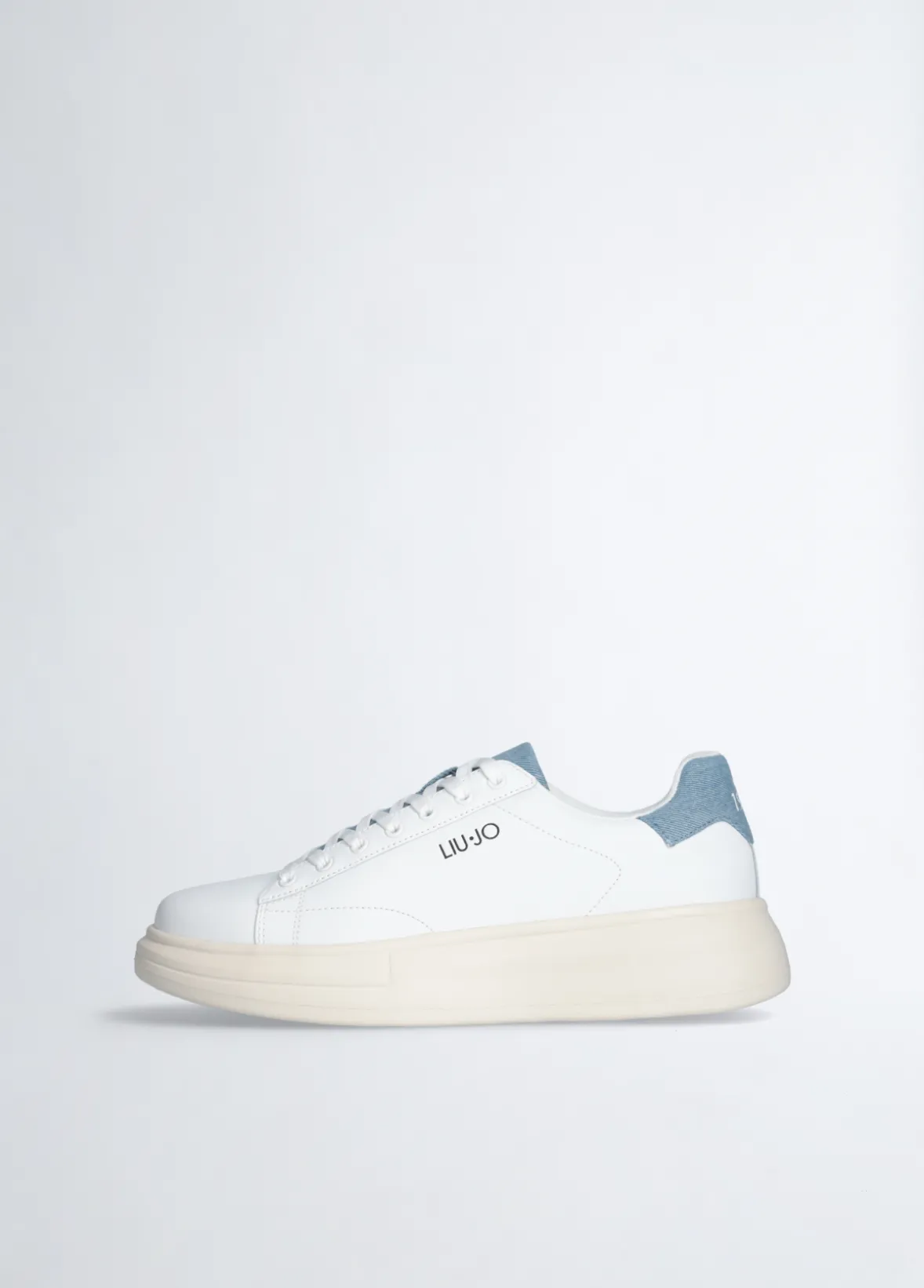 Sneakers platform