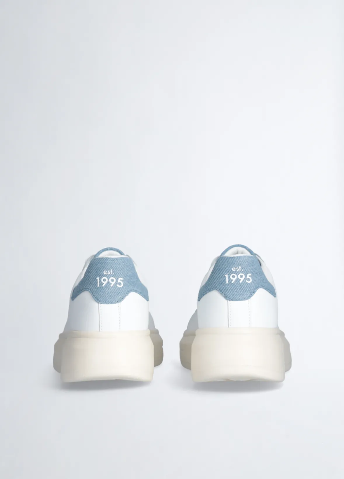 Sneakers platform