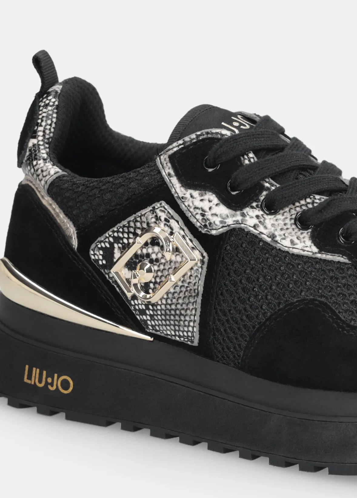 Sneakers platform con dettagli python