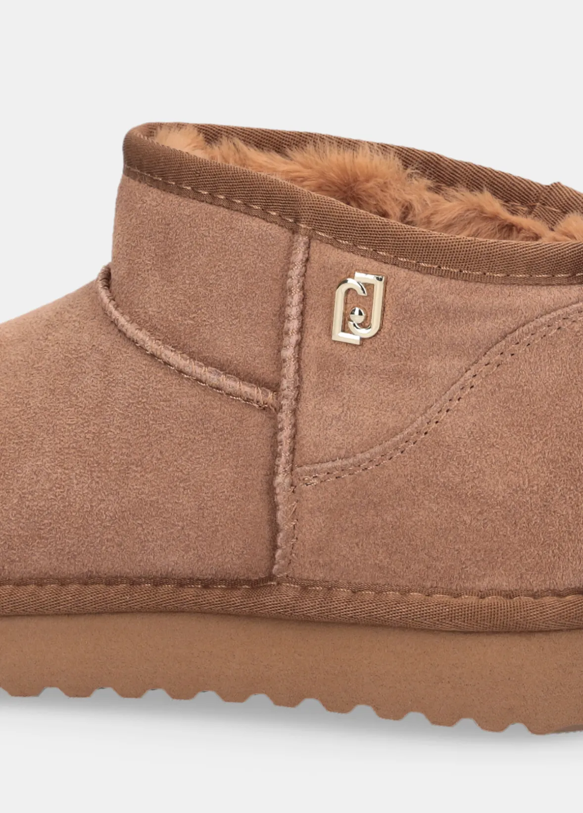 Stivaletti in suede