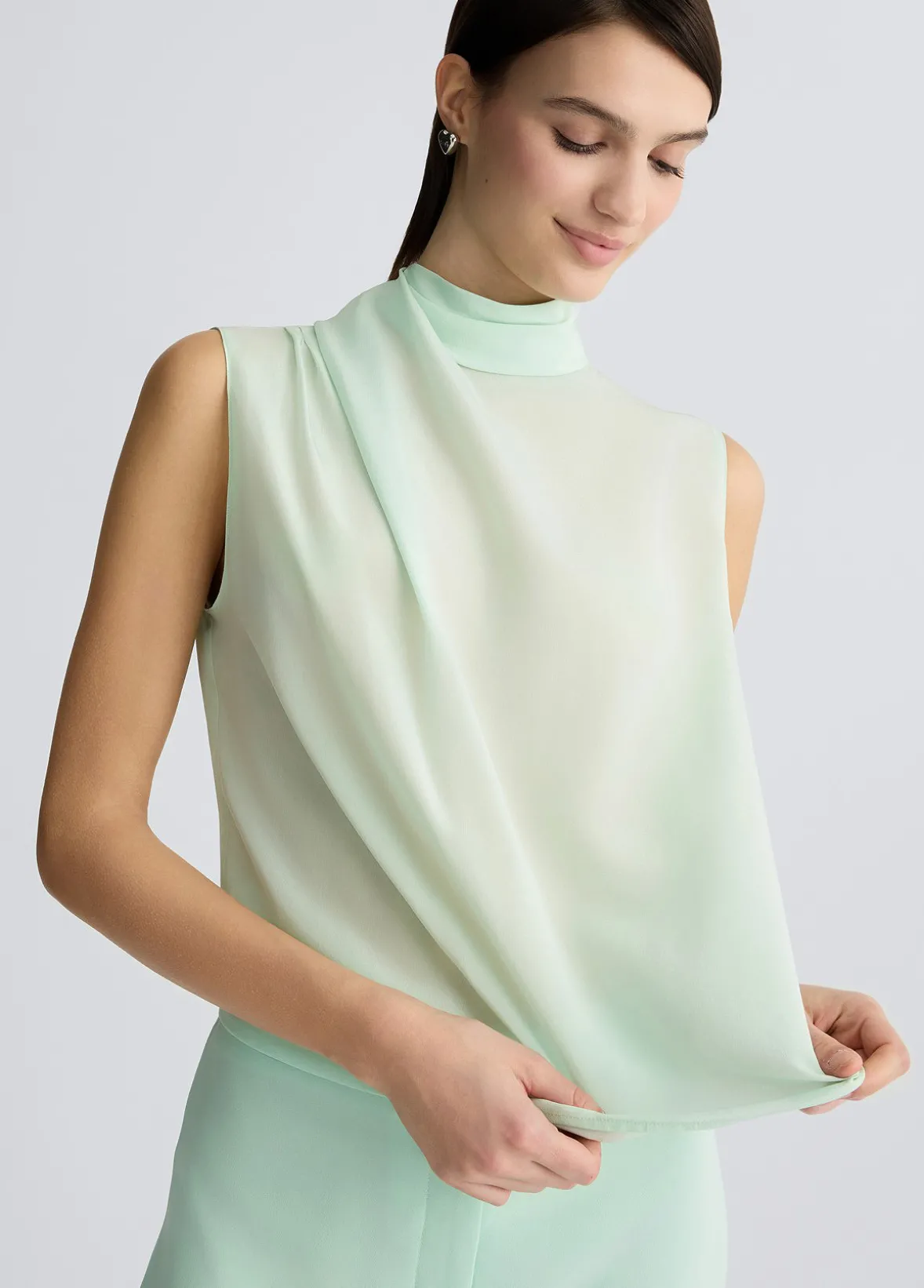 Top in pura seta