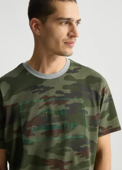 T-shirt camouflage