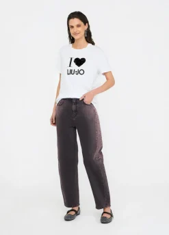 T-shirt con applicazioni
