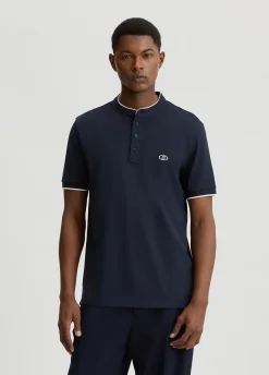 T-shirt con bottoni