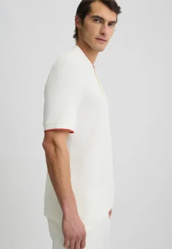 T-shirt con bottoni