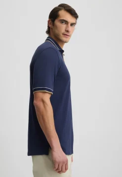 T-shirt con colletto cubano