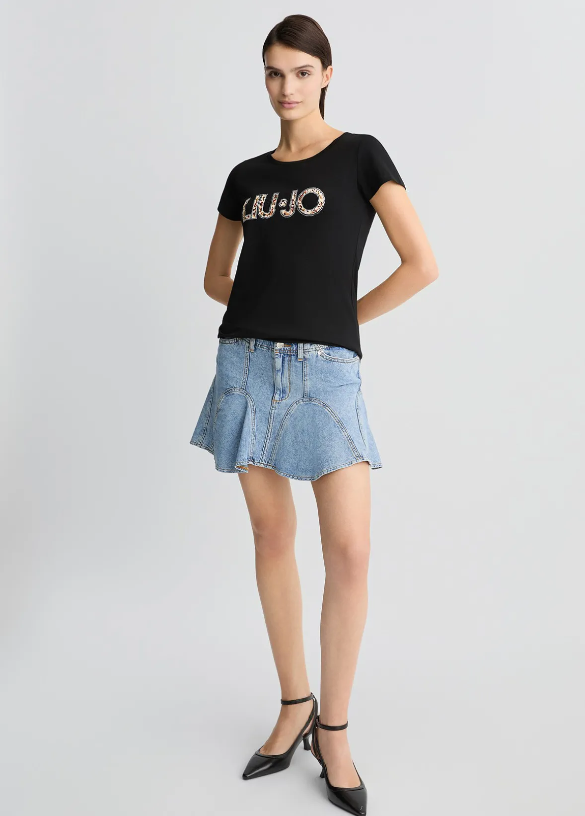 T-shirt con logo e strass