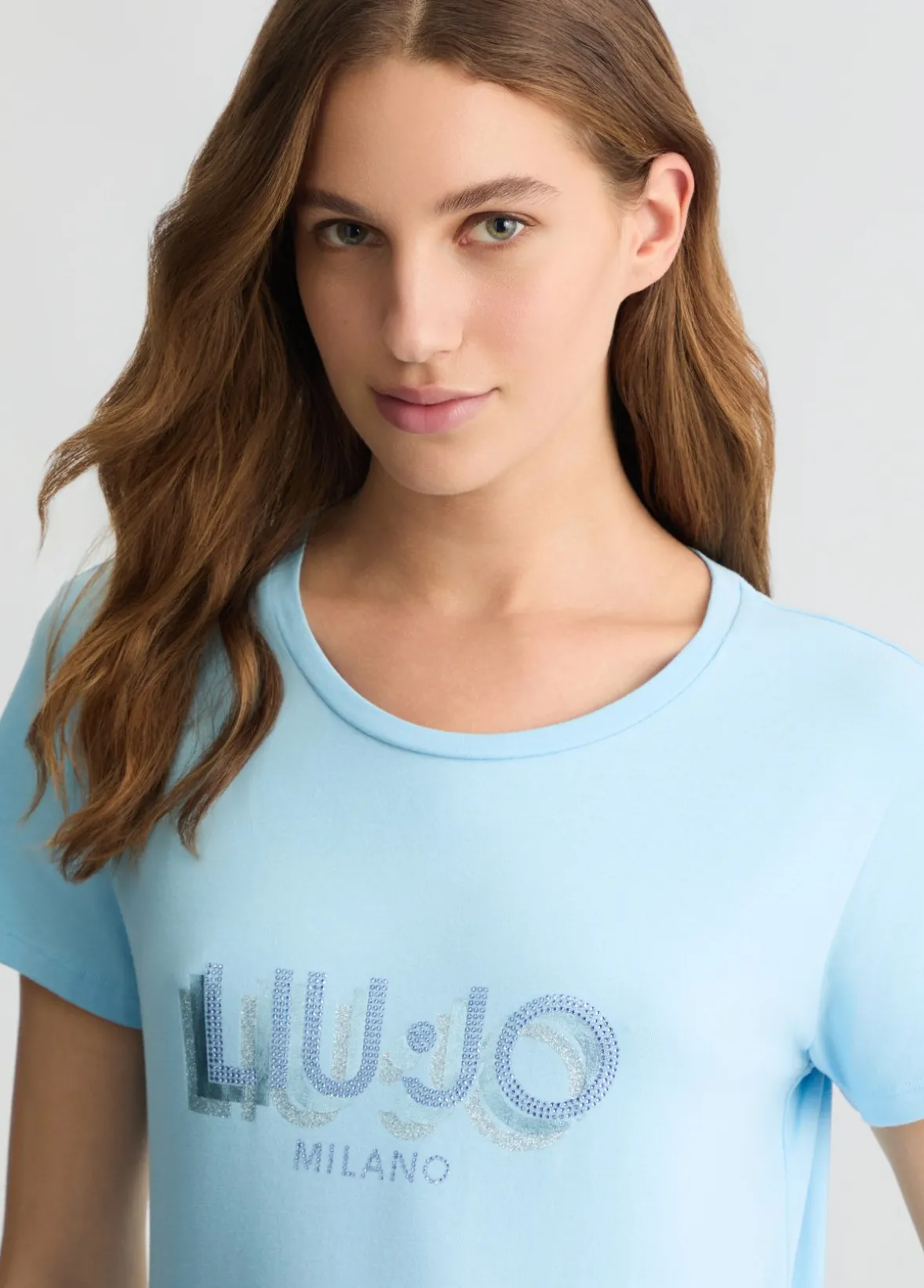 T-shirt con logo e strass