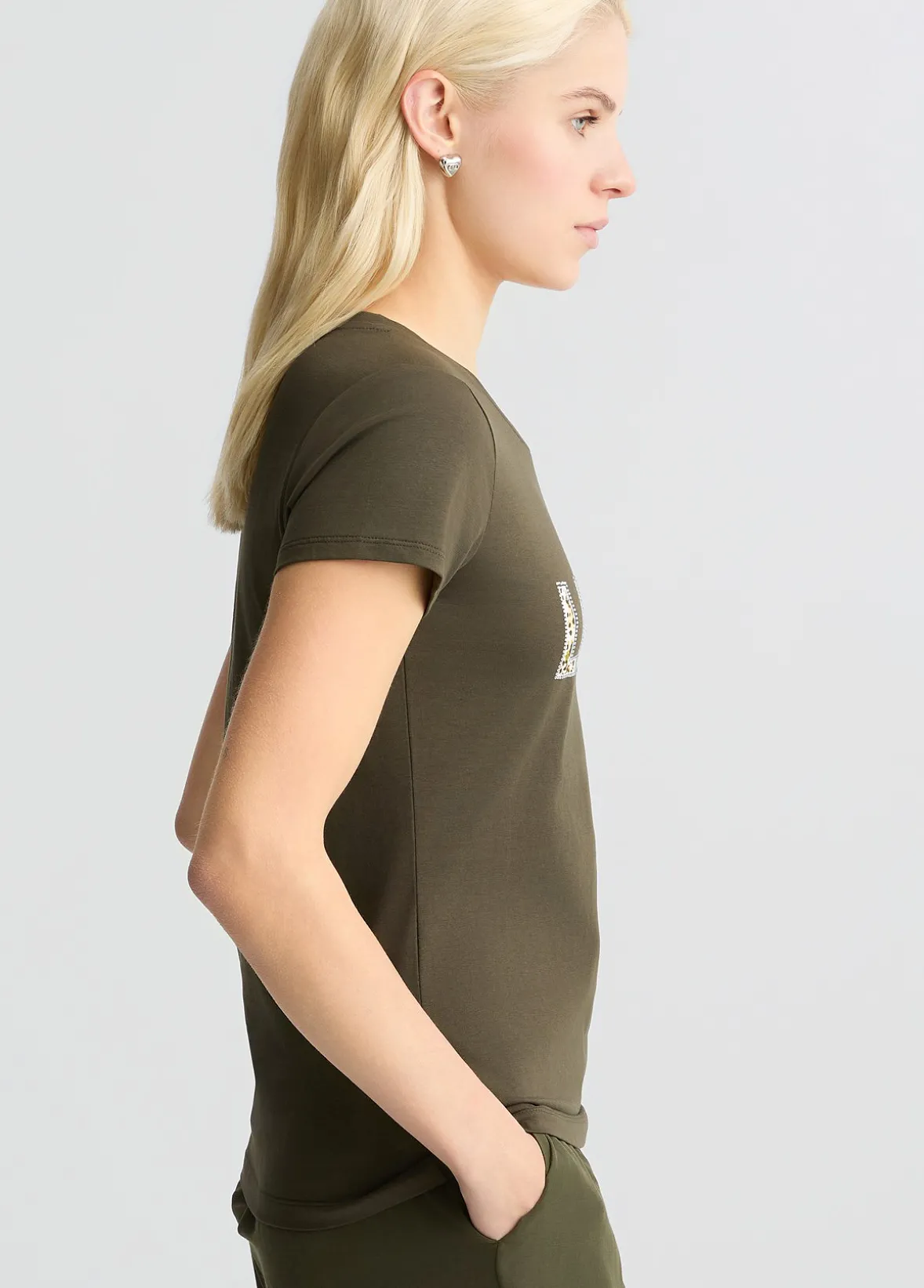T-shirt con logo e strass