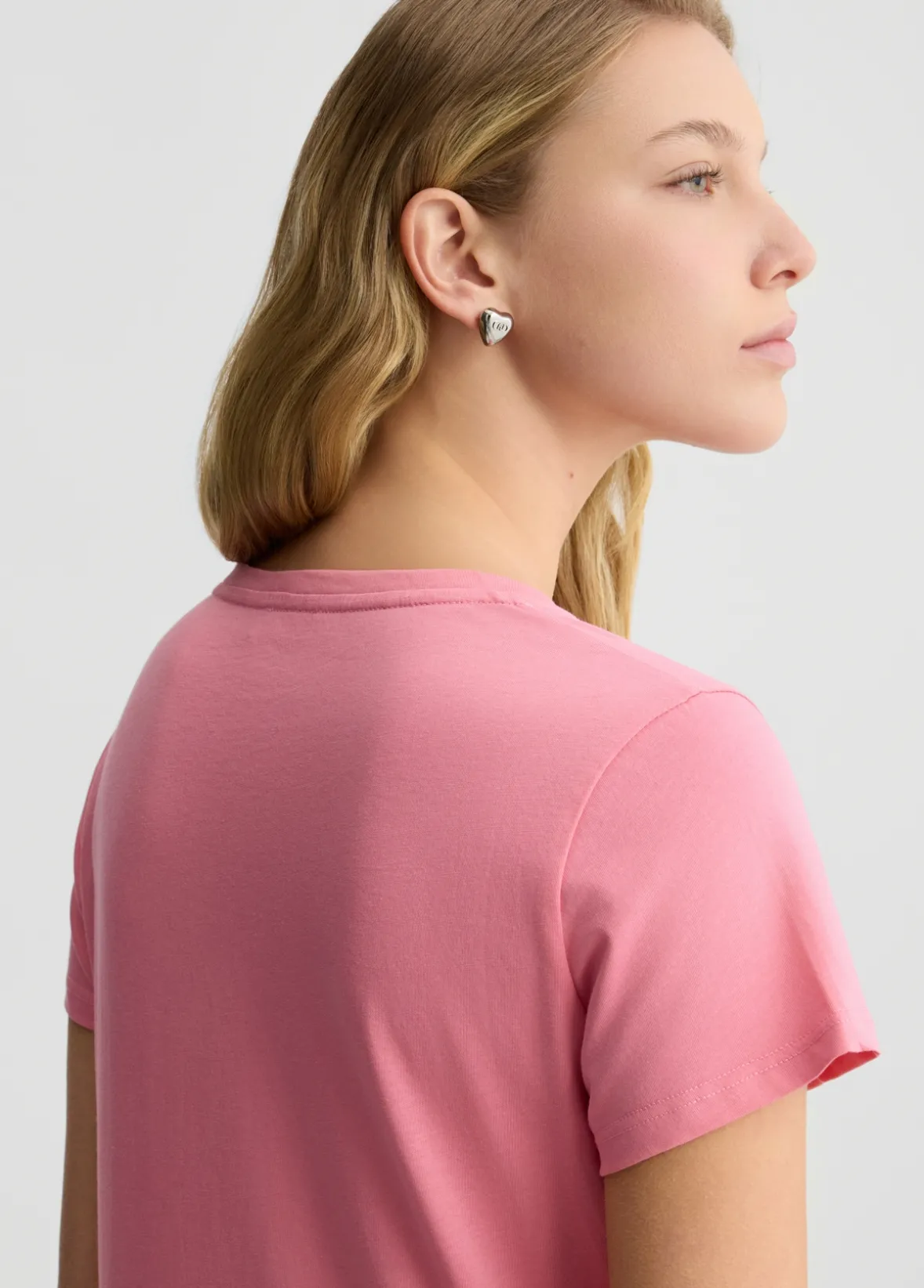 T-shirt con logo e strass