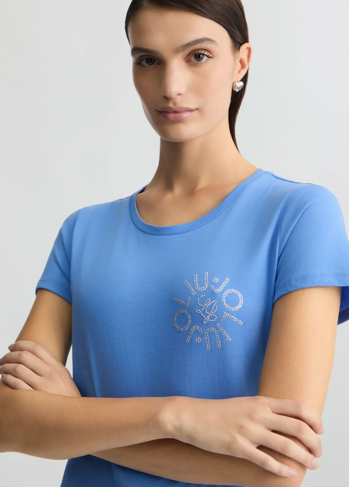 T-shirt con logo e strass