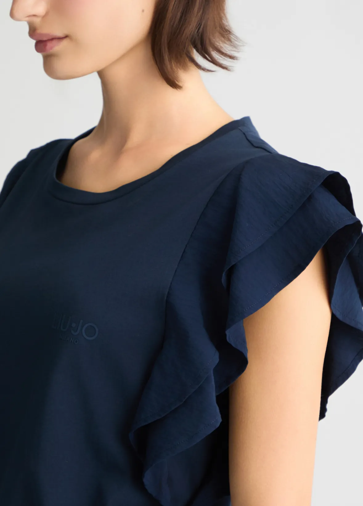 T-shirt con rouches