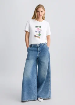 T-shirt con stampa e strass