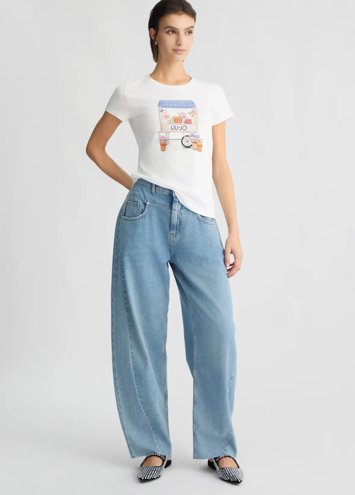 T-shirt con stampa e strass