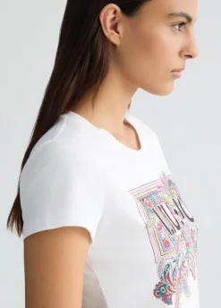 T-shirt con stampa floreale