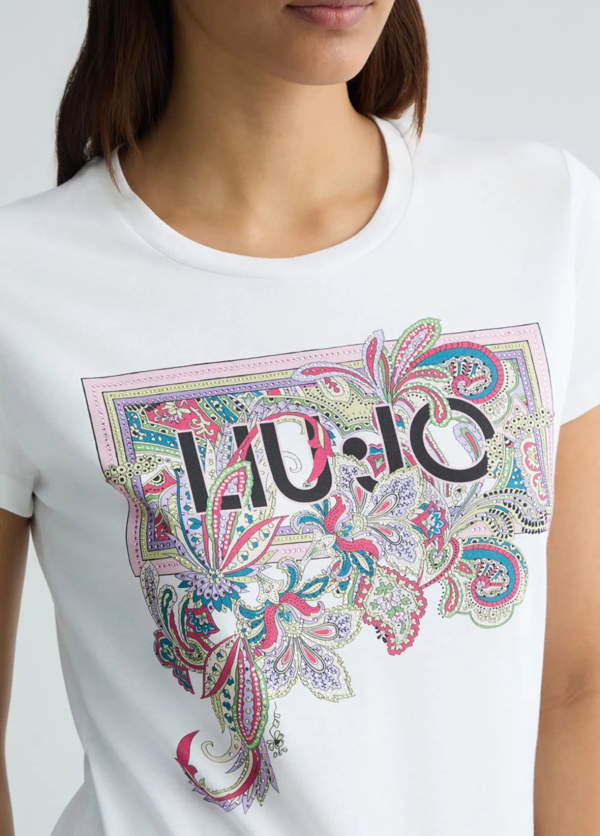 T-shirt con stampa floreale
