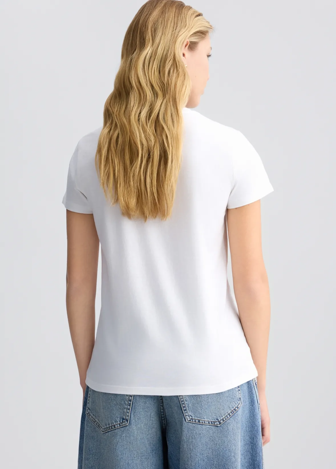 T-shirt con stampa floreale