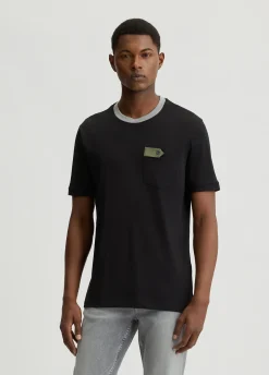 T-shirt con tasca