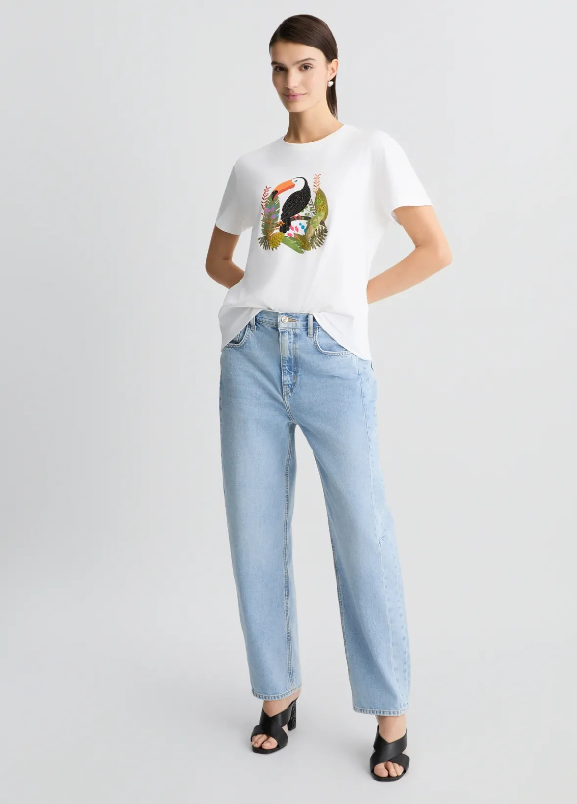 T-shirt in cotone con stampa e strass
