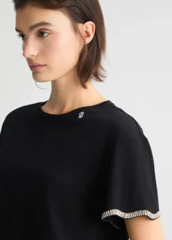 T-shirt in cotone con strass