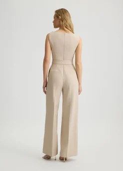 Tuta elegante con cintura