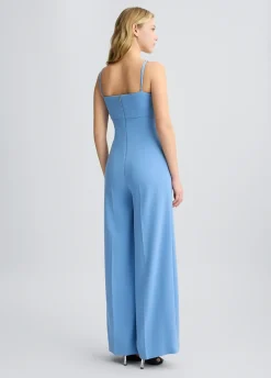Tuta elegante con fiocco