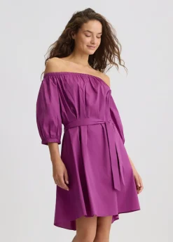 Vestito corto con spalle scoperte