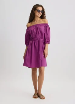 Vestito corto con spalle scoperte